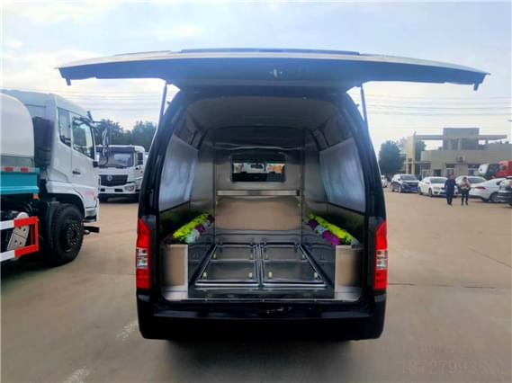 遗体运输车